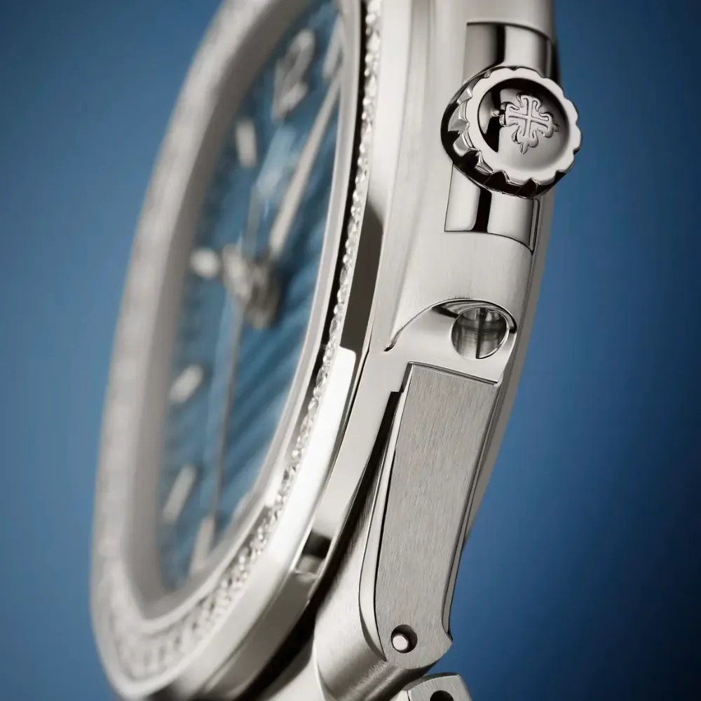 Nautilus Ref. 7010/1G-013 White Gold - Image 11