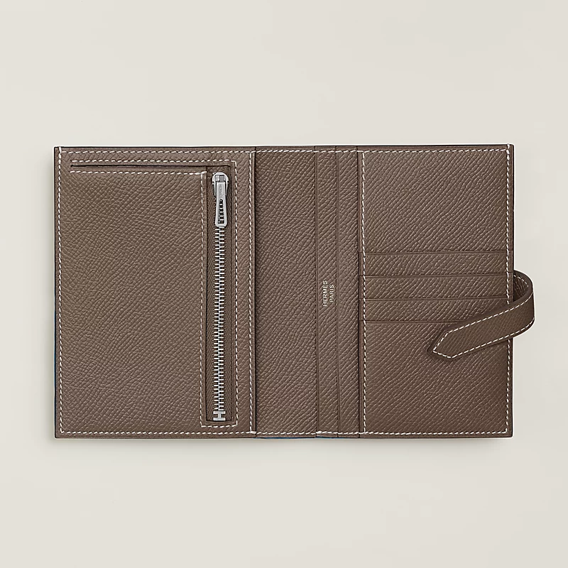 Hermes Bearn Compact Monochrome Wallet - Image 14