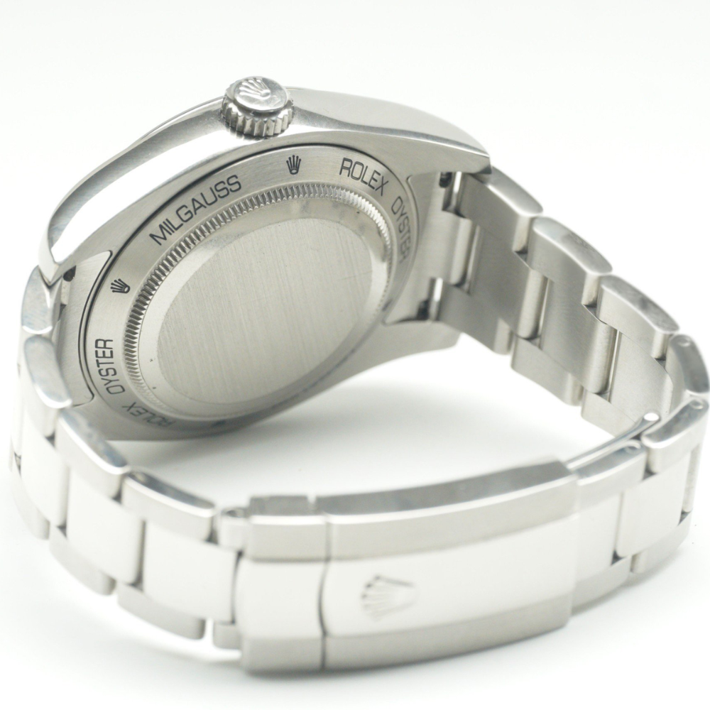 Rolex MILGAUSS Oystersteel Ref #M116400GV-0001 - Image 3
